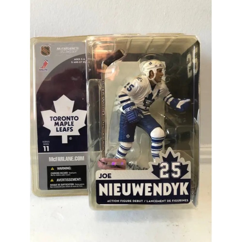 Series #11 Joe Nieuwndyk MIB